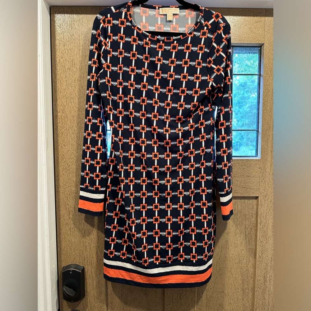 Michael Kors size Medium women’s dress. So comfortable!